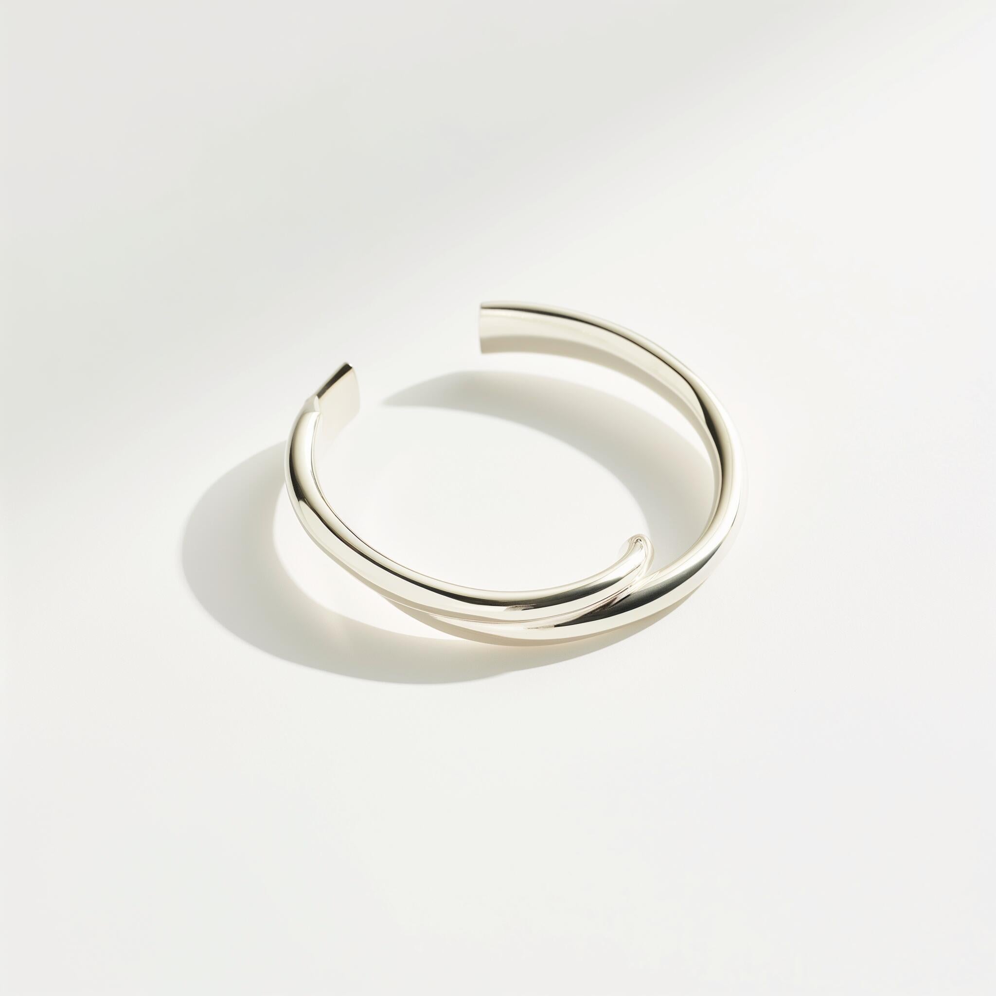 Luna Sculpt Hoops – 14K White Gold