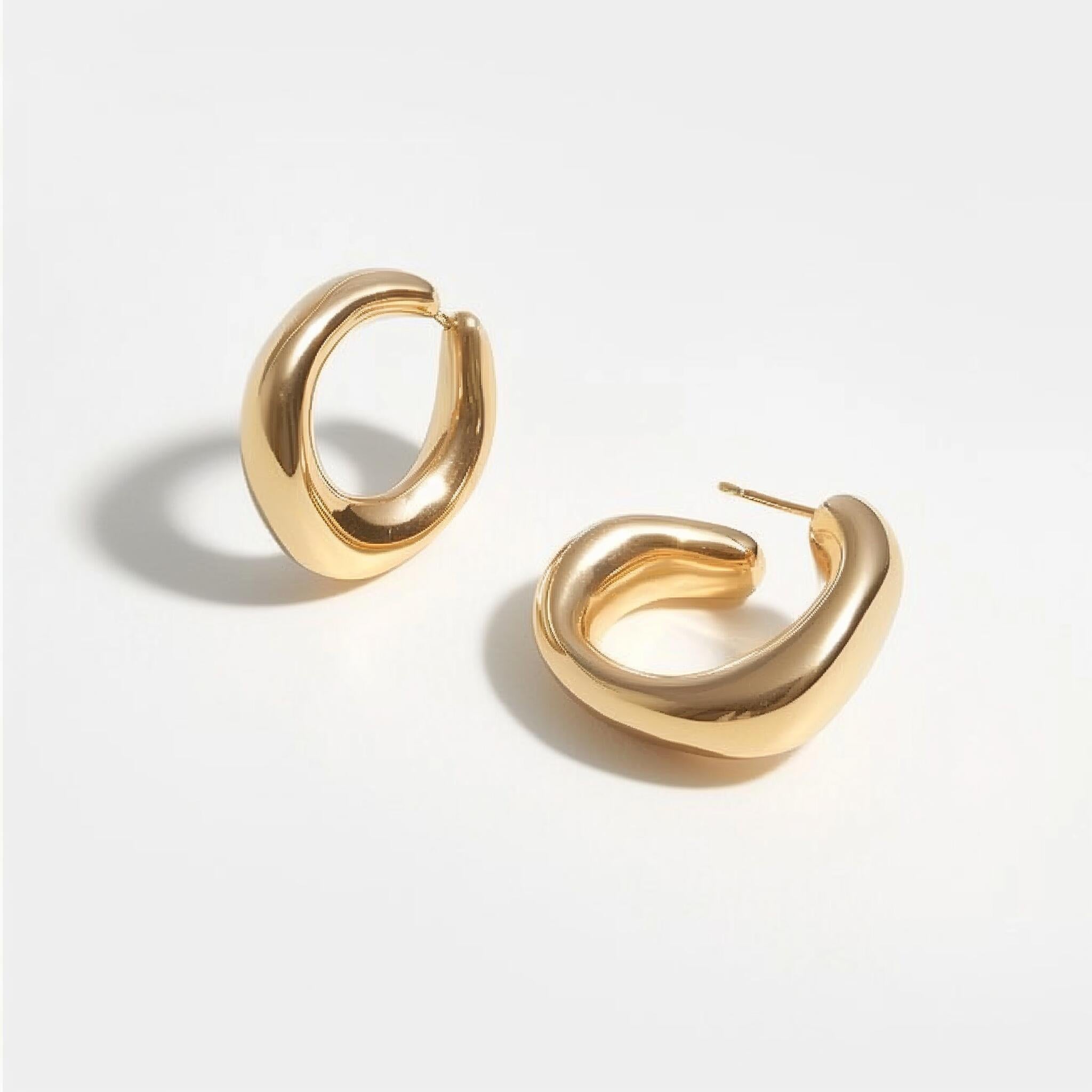 Luna Sculpt Hoops – 14K Gold